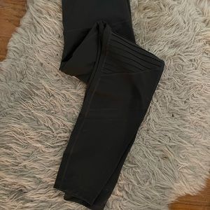 NWT Old Navy Active Moto Leggings